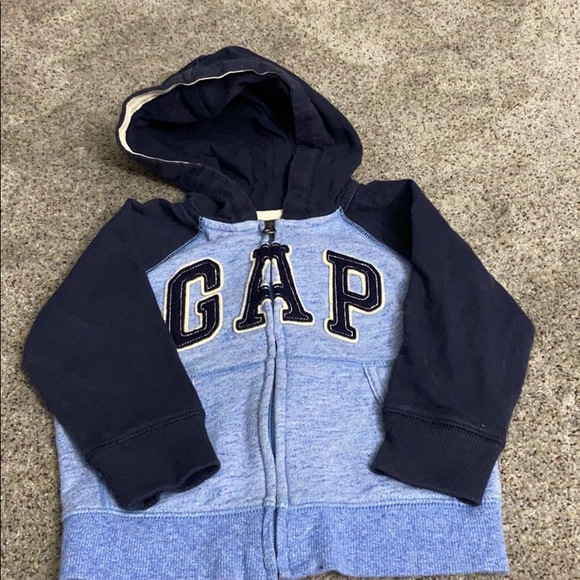 18-24 baby’s jackets ( Sold ) - Picture 4 of 7